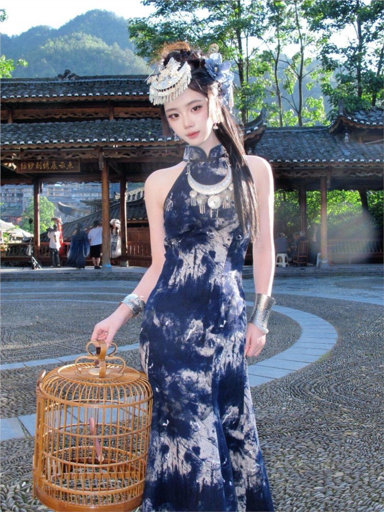 Ethnic Dress Fashion Show - New batik dress cool women's wear